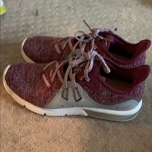 Like new Nike Airmax sneakers